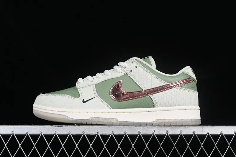 All categories Nk SB Dunk series Nk SB Dunk Low low-top sneakers Nk Dunk Low "Be 1 Of One" grass green SB low-top casual sneakers FQ0269-001